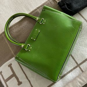 Vintage 2007 Kelly green Kate spade handbag size 13” wide 10” tall 5.5” depth